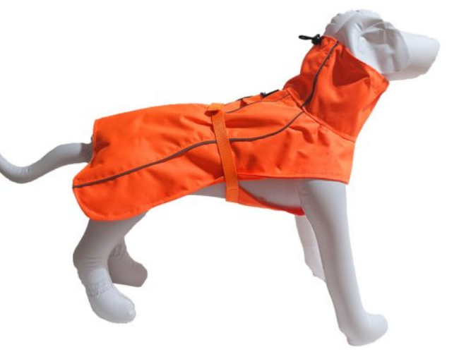 ÉQUINOXE le MEILLEUR IMPERMÉABLE pour chien:• EXTREMEMENT résistant à l’eau• Coupe-vent• Protège des boules de neige• Couleur ORANGE haute visibilité. Boutique Bêtes Gourmandes, Ville de Québec.