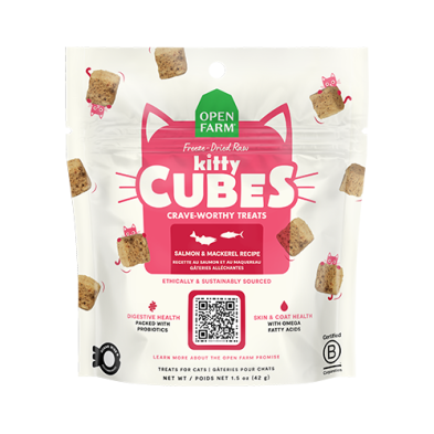 OPEN FARM - Kitty cubes gâteries lyophilisées saumon & maquereau 1.5oz. Bêtes Gourmandes, boutique spécialisée alimentation, éducation et sports pour chiens à Québec.
