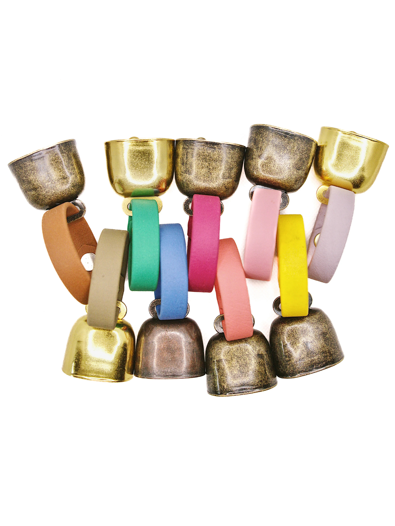 MÉDAILLES ALPINE - Cloche à vache . Bêtes Gourmandes, boutique spécialisée alimentation, éducation et sports pour chiens à Québec.