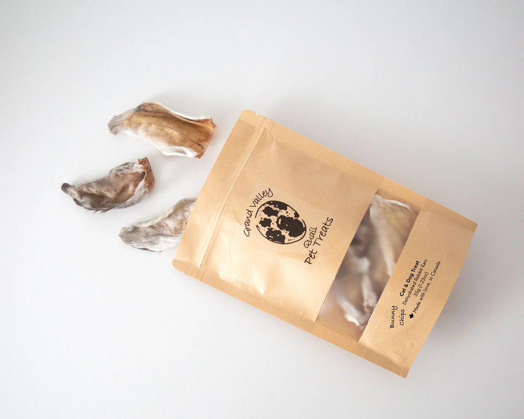 GVQ - Sac d'oreilles de lapins 110g. Bêtes Gourmandes, boutique spécialisée alimentation, éducation et sports pour chiens à Québec.