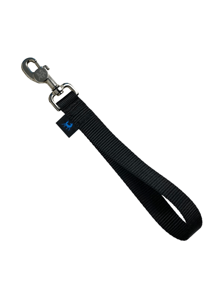 Nahak - Laisse De Contrôle 14'' Noire. Bêtes Gourmandes, spécialiste en nourriture et produits pour chien et chat en ligne et en magasin à Québec.