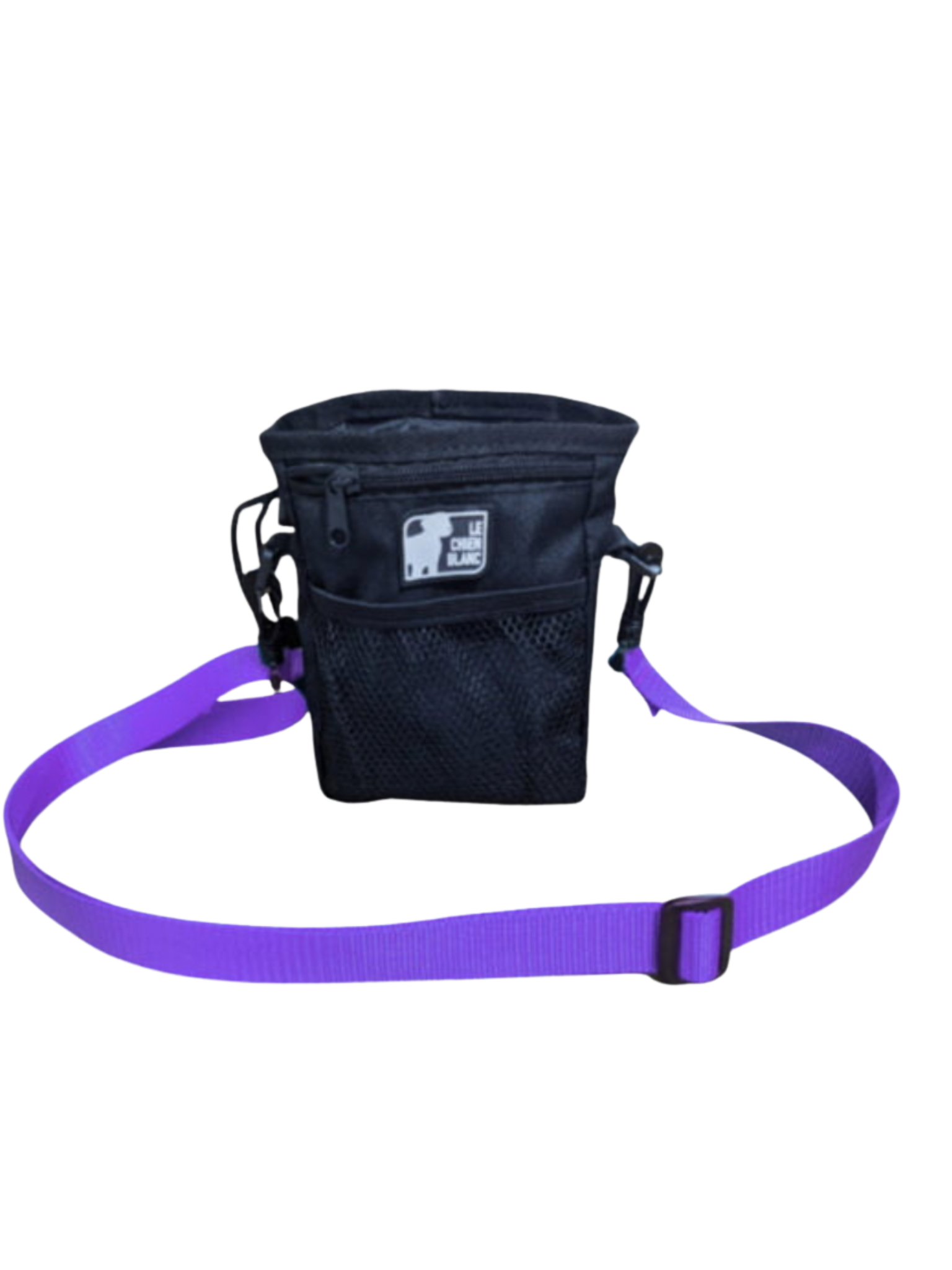 L’ÉTUI VOLT est le sac à gâterie le plus complet sur le marché. L’étui est muni d’une sangle ajustable et peut se porter à la taille, en bandoulière ou directement à la ceinture.